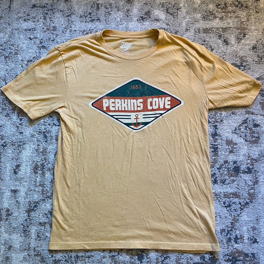 Blue 84 Perkins Cove Maine Men's Medium Mustard Graphic Tee
